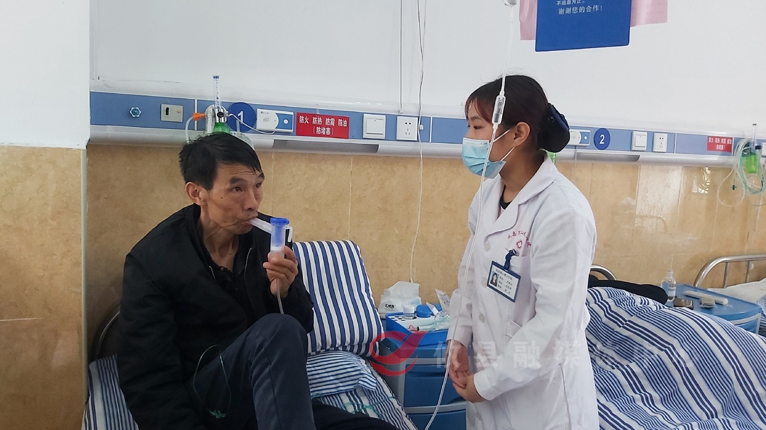 【5.12国际护士节】鸾山镇卫生院内三科（尘肺专科）护理团队：以我仁心妙手  助力生命“自由呼吸”
