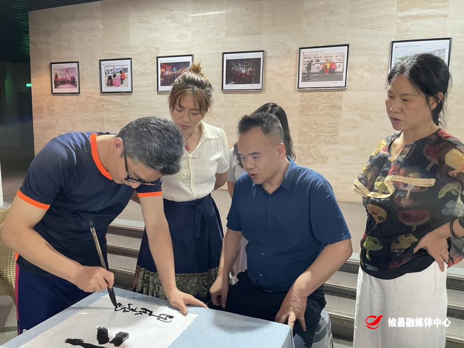 党声“攸”扬·青年夜校：书法公益课堂圆满结业