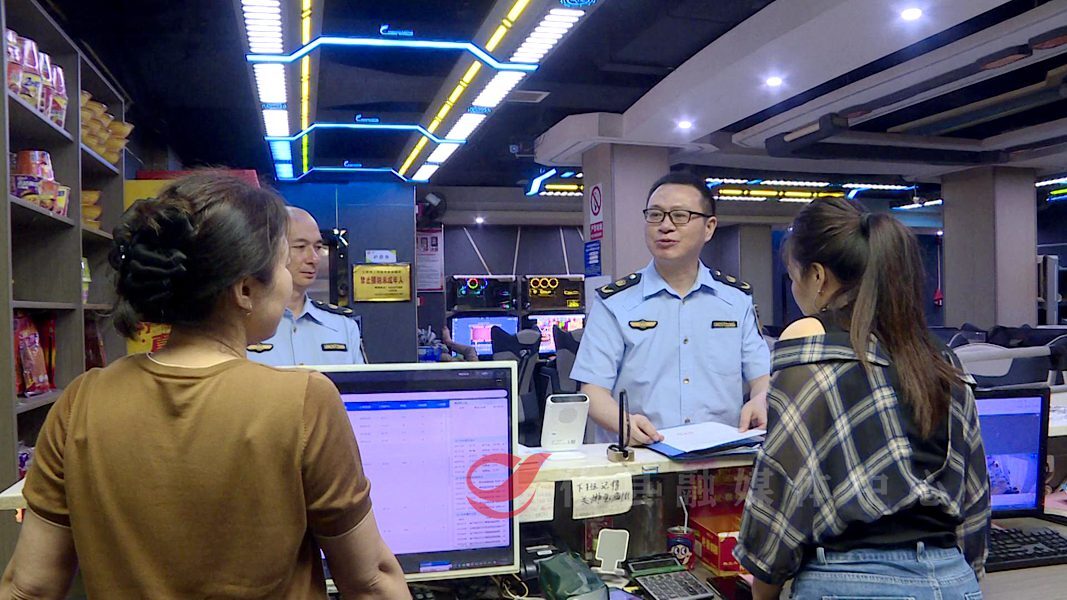 攸县文化市场综合执法大队为高考“保驾护航”