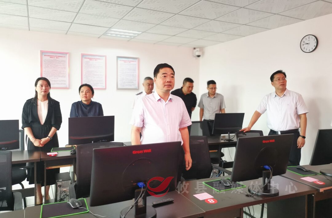 李鹏程督导全县2024年高考备考情况
