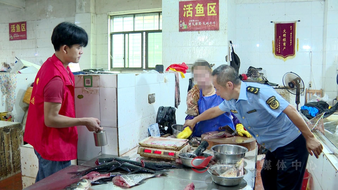 2台“鬼秤”被执法人员抓个现行！