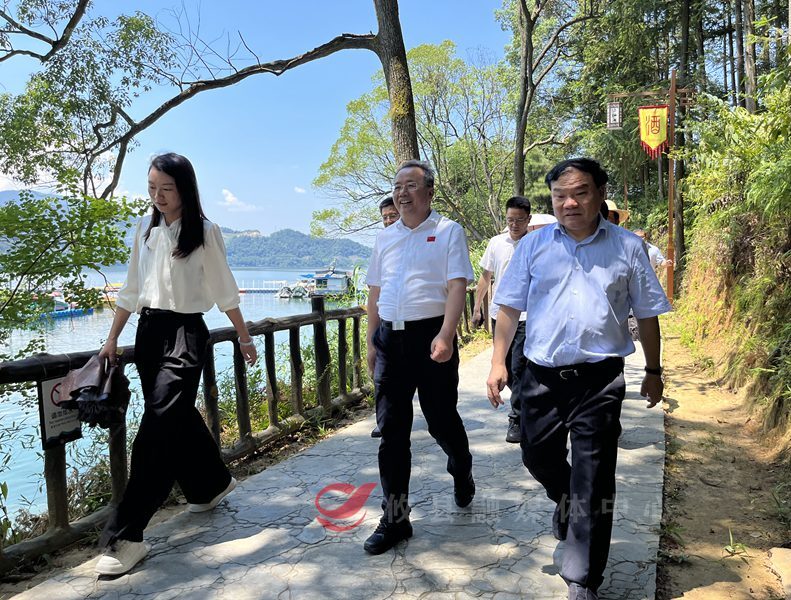 胡伟林在株洲调研：发挥政协优势作用，助力生态环境改善和营商环境优化