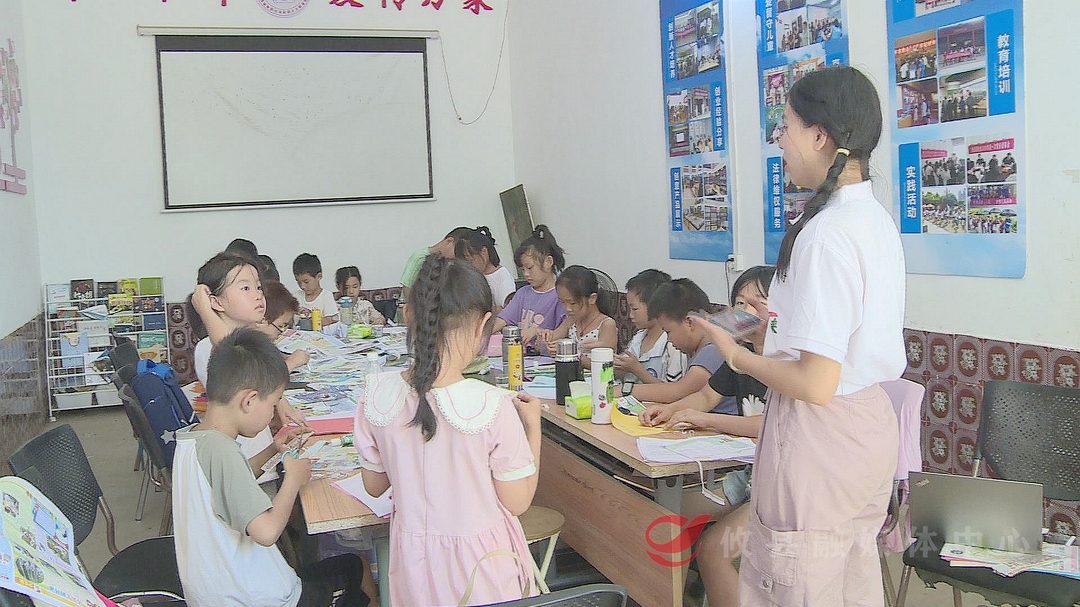 中南学子在双凡：直播带货与爱心支教共促乡村振兴