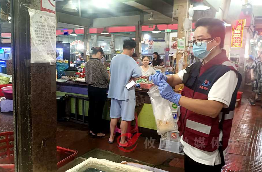 【中国医师节】“疾控人”王呈章:在“隐蔽战线”上守护公共卫生安全 