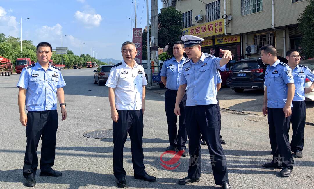 【夏季行动】县领导深入一线督导全县道路交通安全管理工作