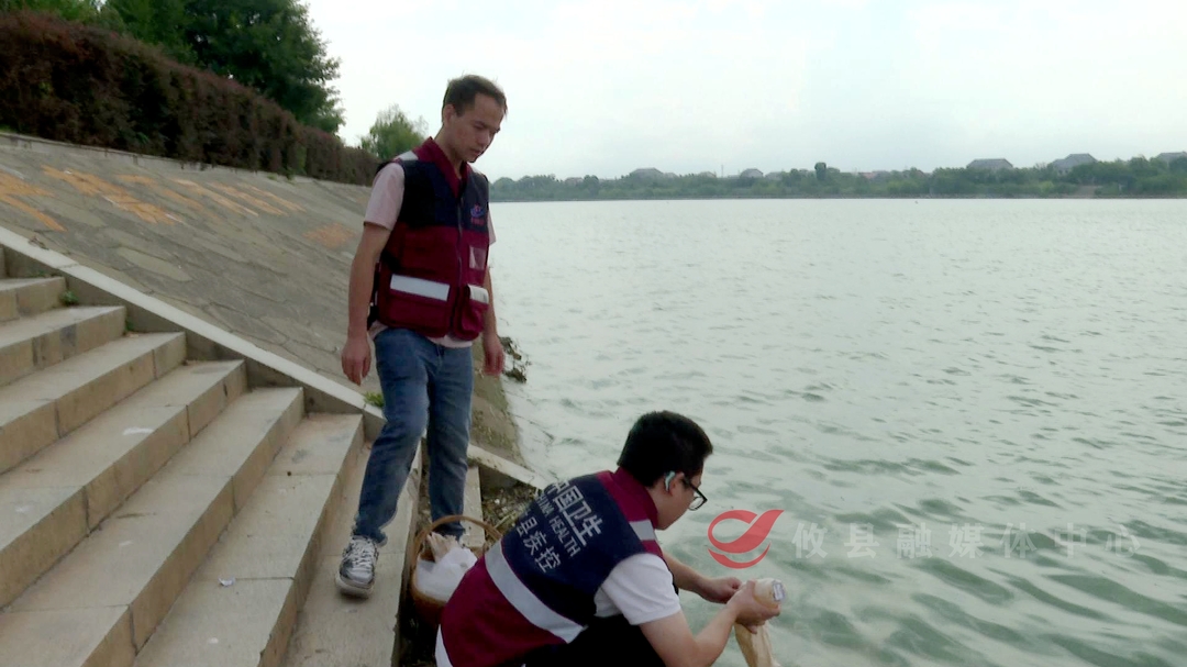 攸县疾控积极开展霍乱外环境监测采样工作