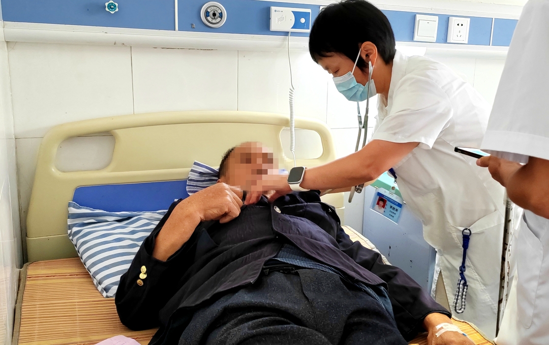 【“医”路有你】李胜荣：德艺兼修 成群众家门口的“医”靠