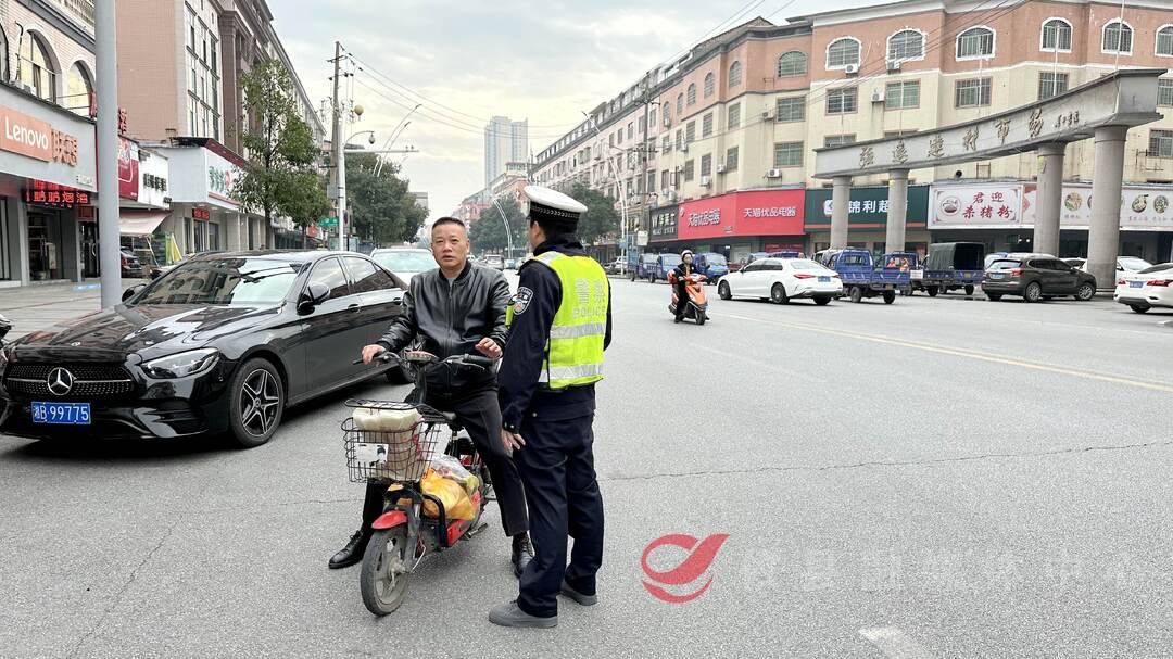 攸县交警：电动车整治不松懈 持续发力促提升