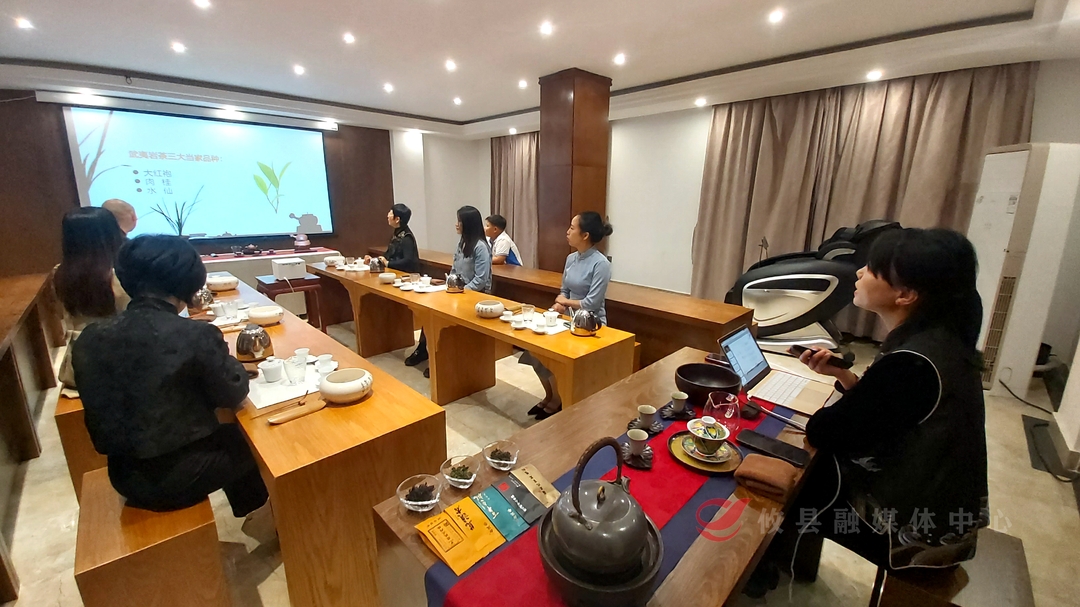 “党声'攸'扬·青年人才夜校”为青年发展“充电赋能”