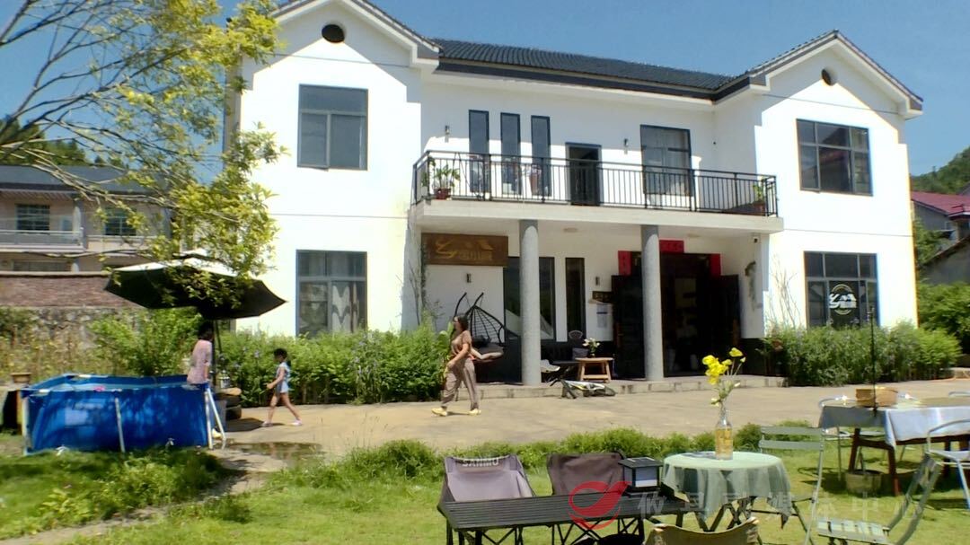 攸县鸾山镇桃源精品民宿聚集区上榜2024年湖南乡村旅游“四个一百”工程建设的拟定名单