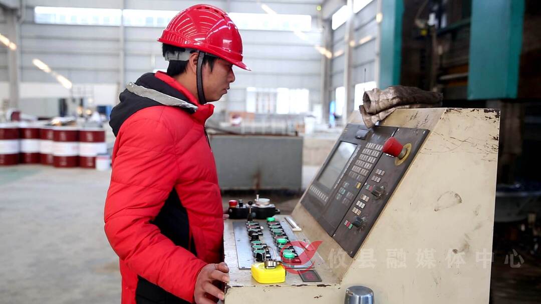 扩产线增设备  龙昊重工创新平台技术装备更新改造项目预计2025年2月投用