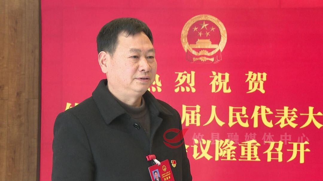 【潮涌攸州•2025年攸县两会】人大代表陆续报到 满怀热情为百姓“代言”