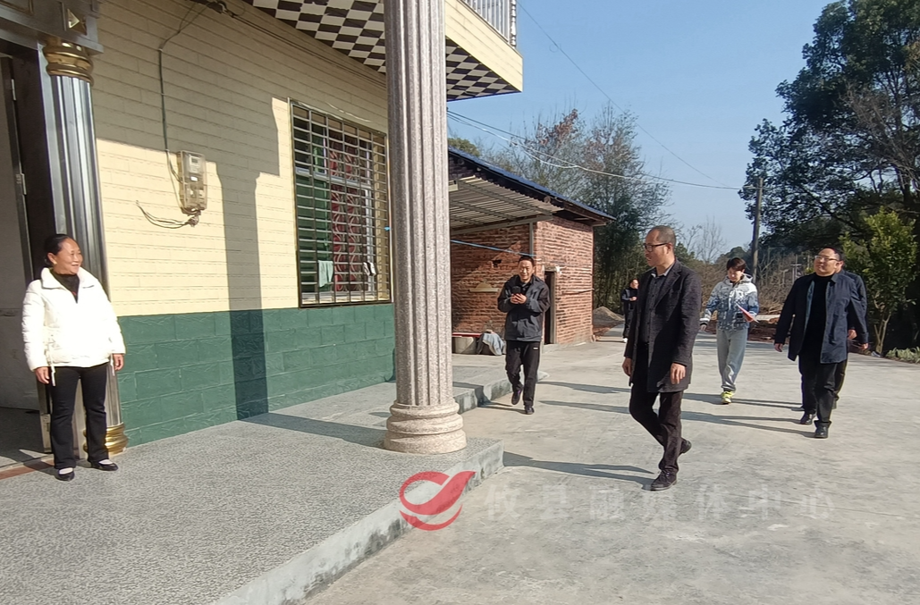 市委宣传部来攸走访慰问道德模范