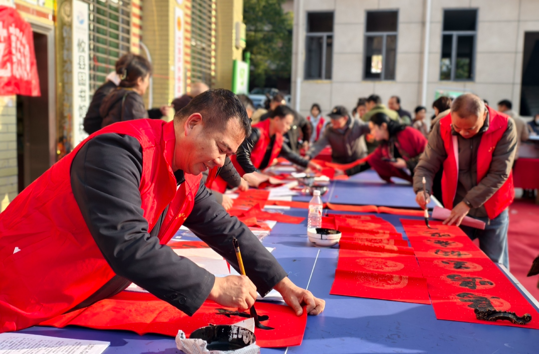 蛇年将至，桃水镇这场活动年味“拉满”