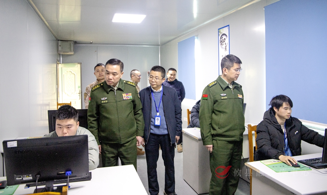 攸县：400余名青年参加征兵体检