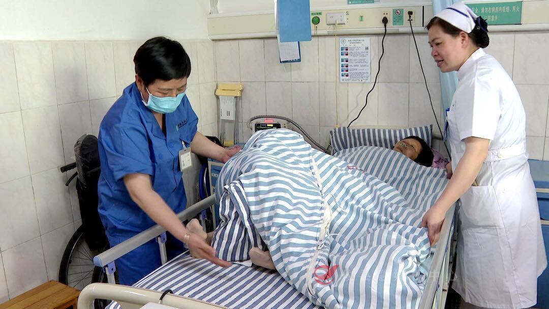 攸县人民医院“免陪照护服务”项目正式启动！