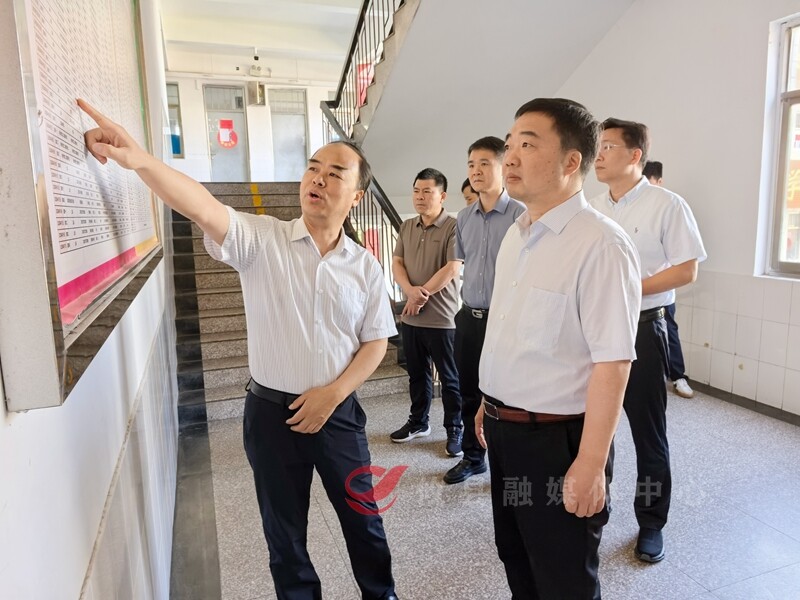 李鹏程督导全县2025年高考备考情况