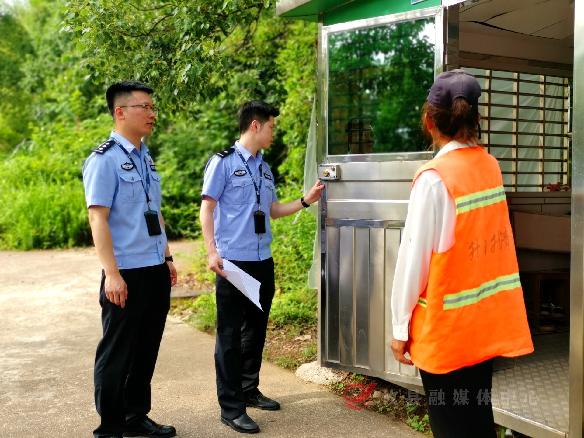 疯狂作案40余起，专偷公厕的“门窗大盗”落网！