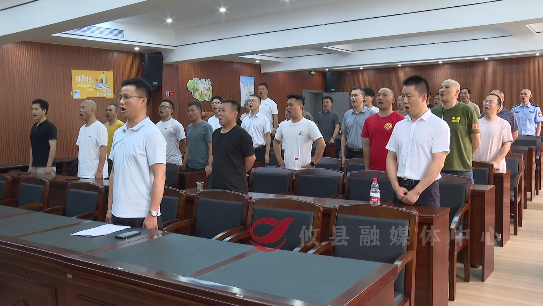 攸县文广新局合唱团加紧排练 献礼党的生日