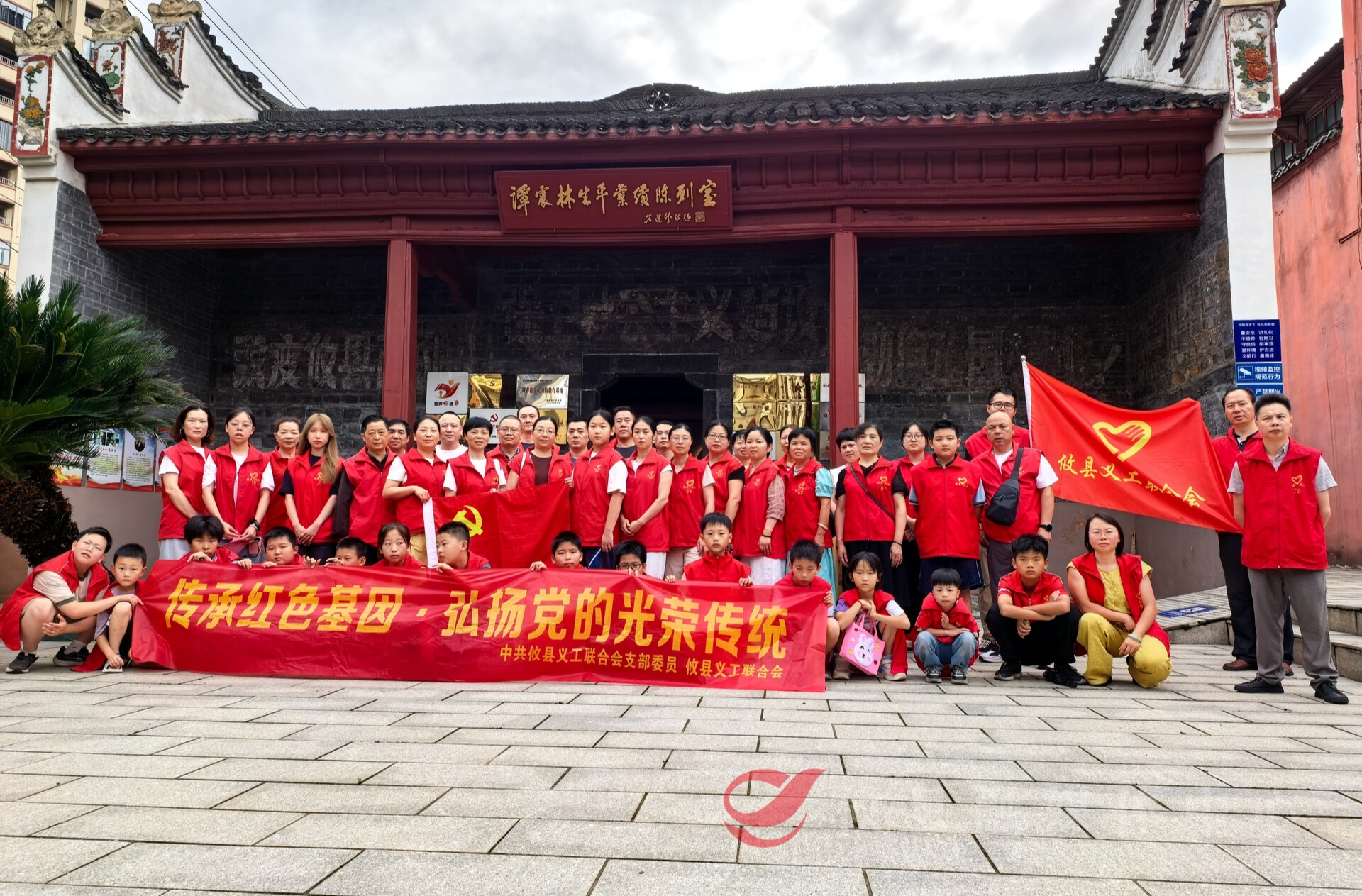 “七一”临近  攸县博物馆迎来红色参观热潮