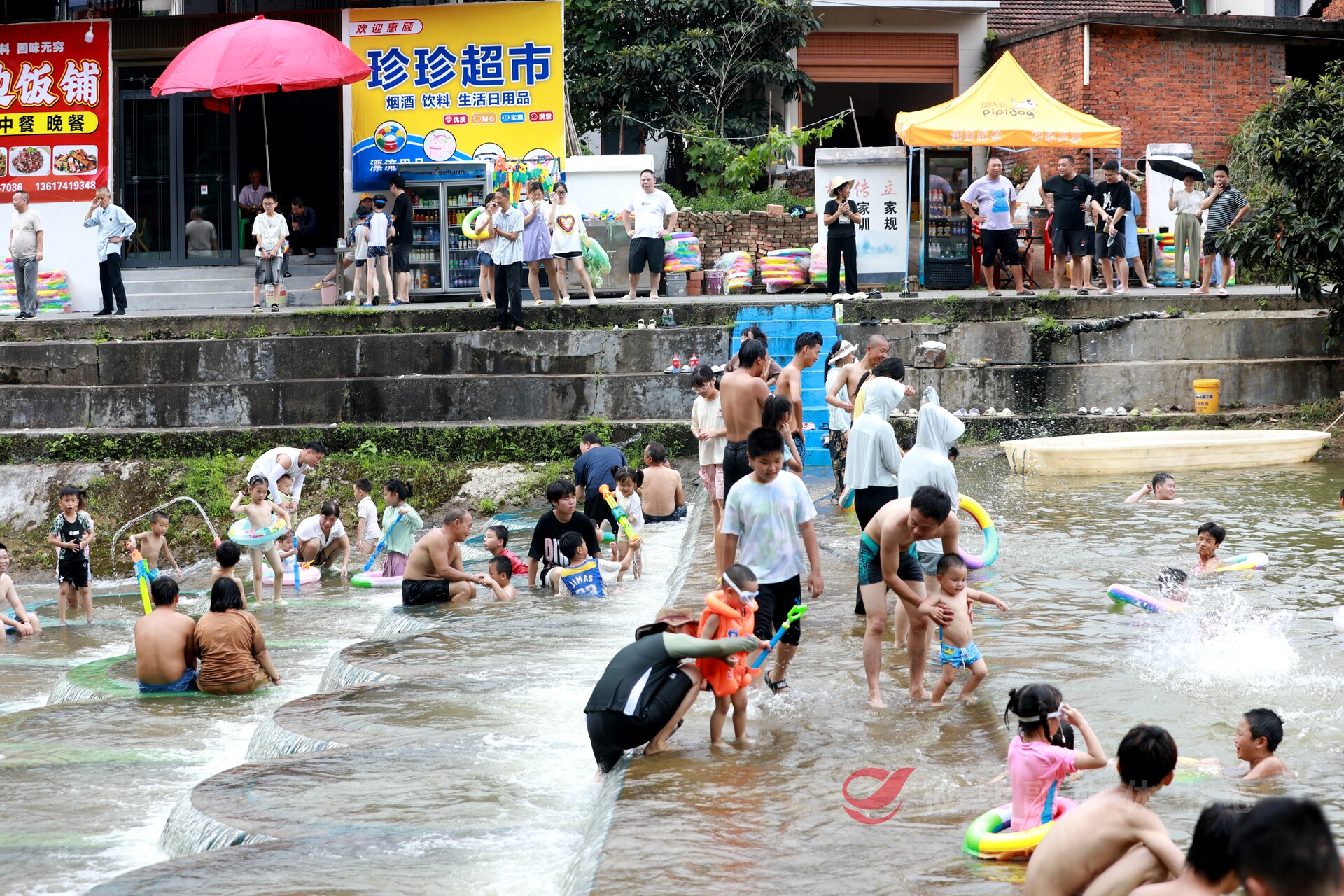 阳升观村：九龙大峡谷漂流进入试漂  7月14日正式开漂