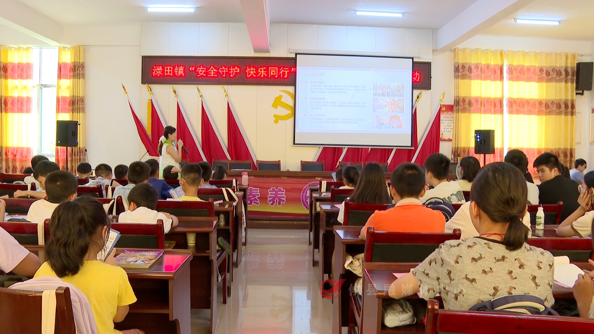 渌田镇江联村：返乡大学生助力文明实践 暑期辅导暖童心