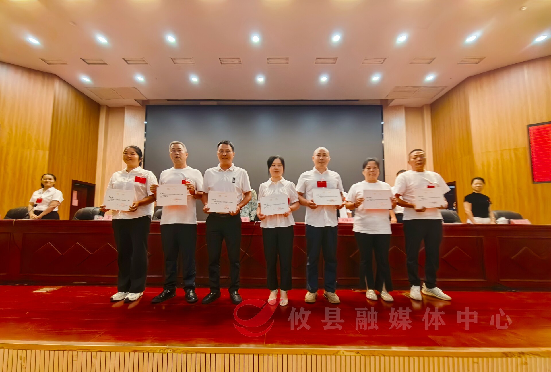 春联街道居民议事会成立并召开第一次会议