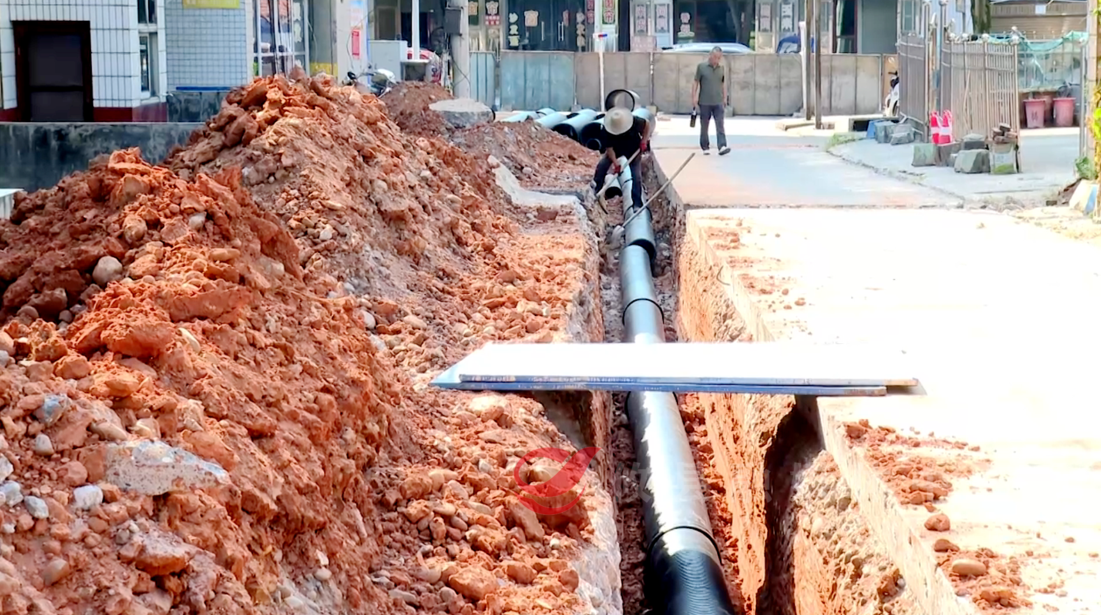 攸县龙形巷改造项目加速推进 民生“里子”加速焕新