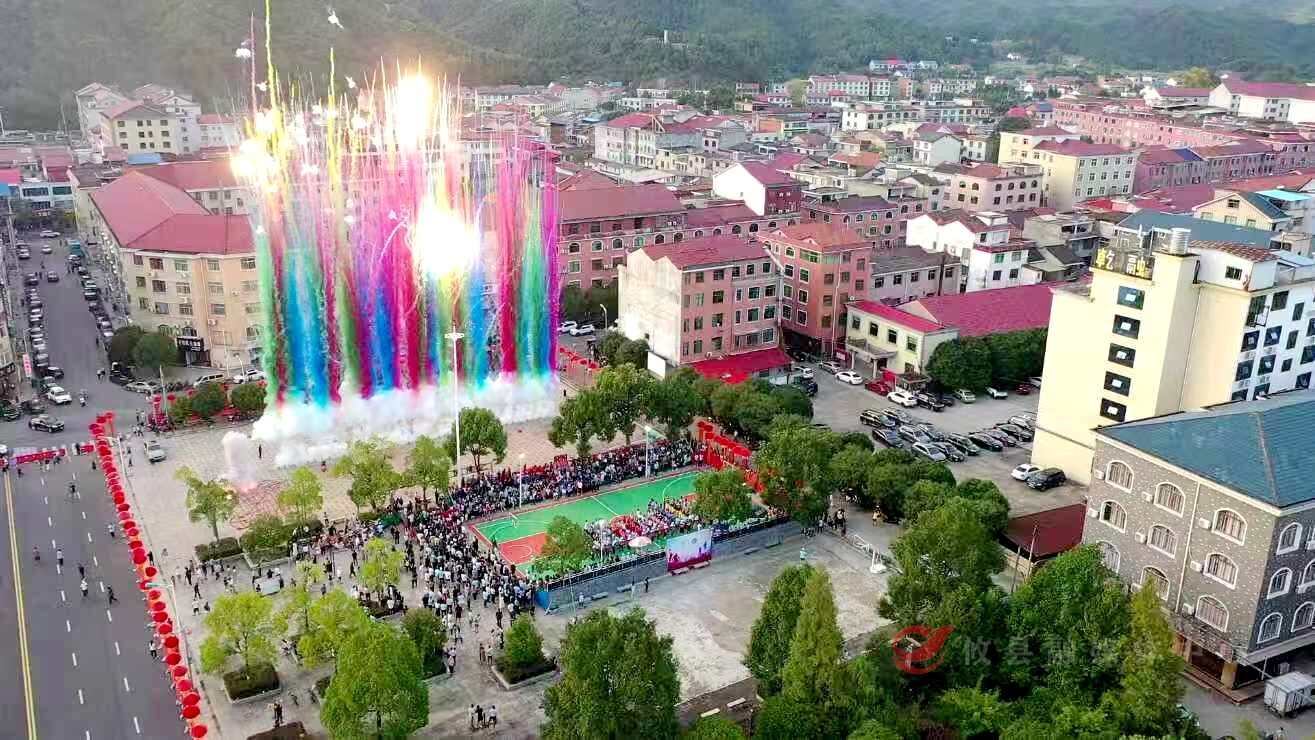 第二届湘赣边“村BA”篮球联赛火热开幕