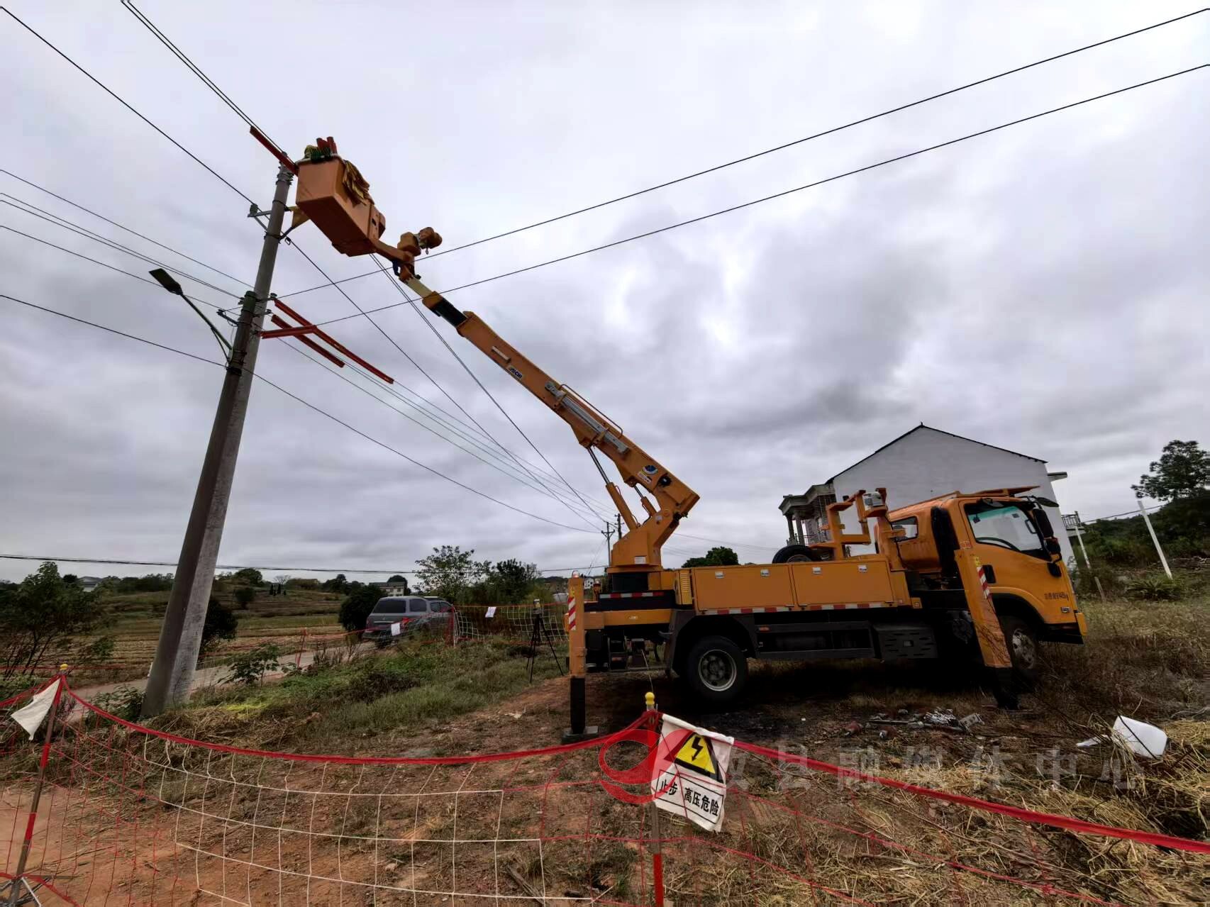 【“掷地“攸”声·政协委员在行动”】电网增容改造让村民告别“用电焦虑”（二）