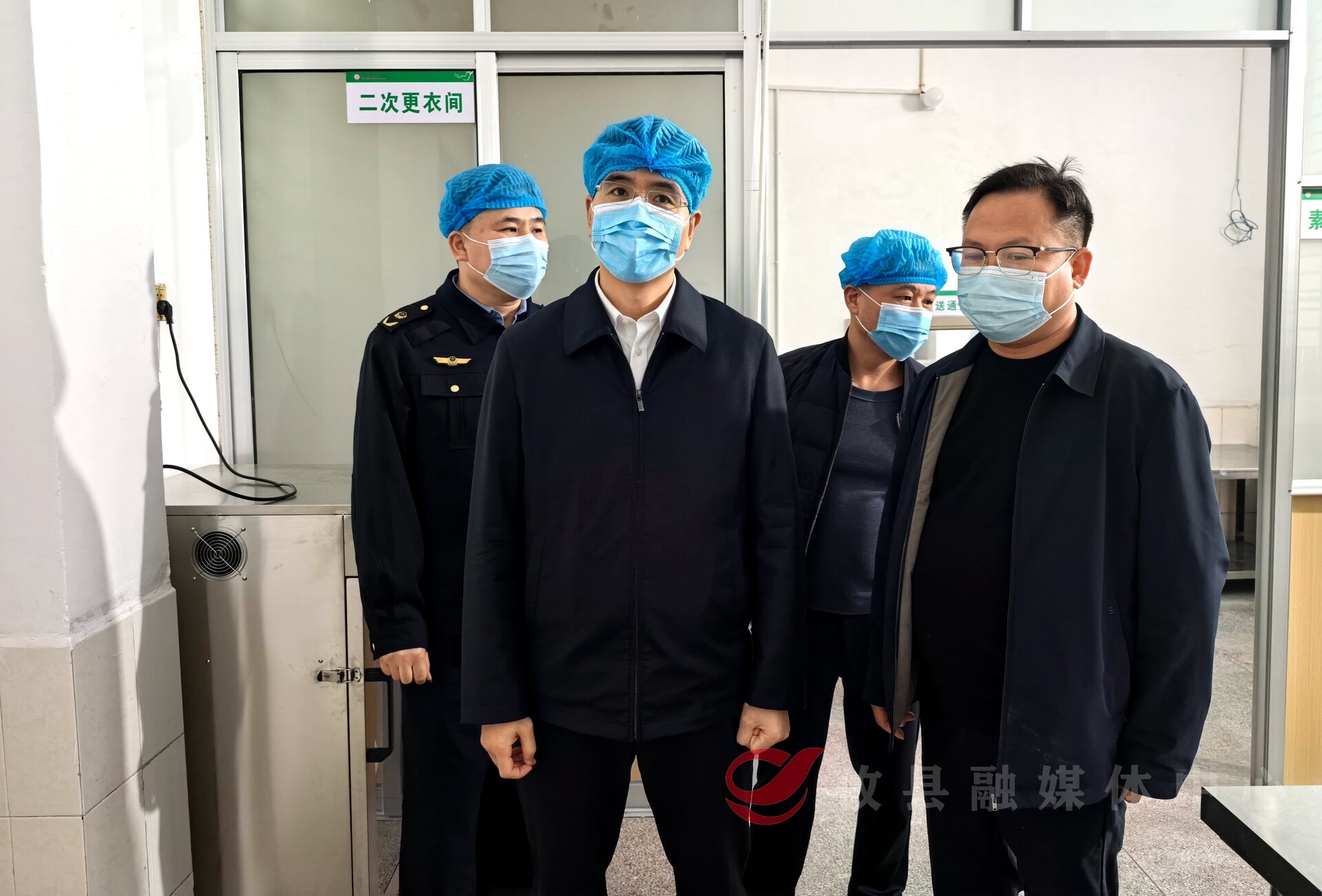 武挪强检查指导“校园餐”安全工作  强调要让学生吃的放心、家长安心