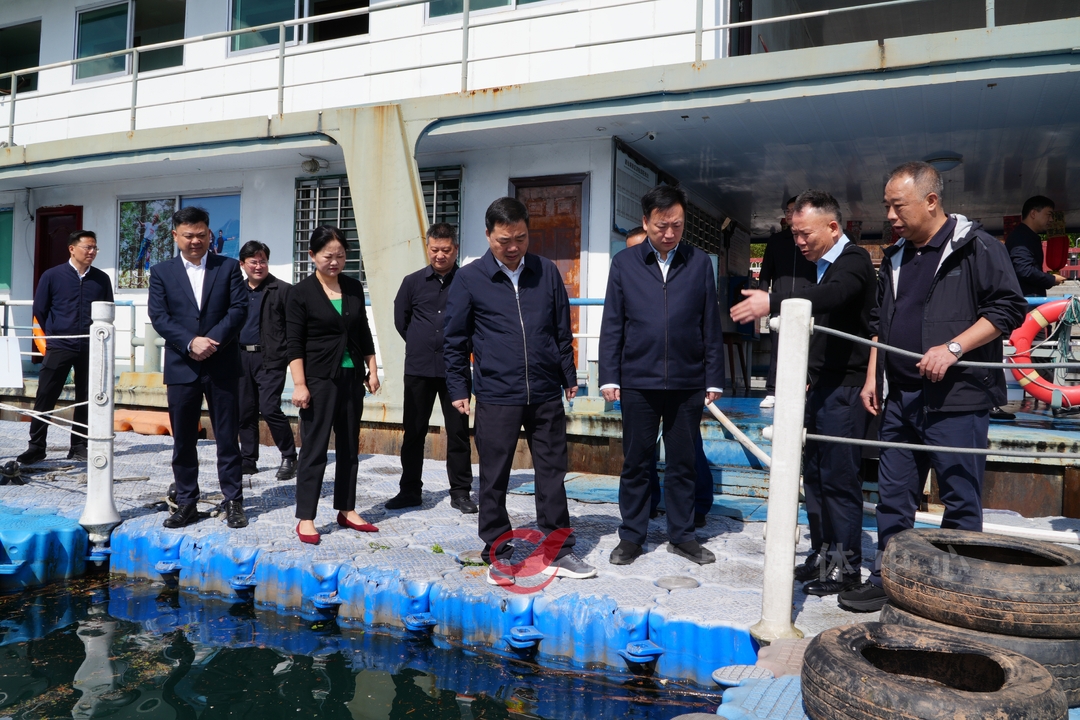 紧绷安全弦 筑牢防护网 李鹏程督导“五一”节前安全生产工作