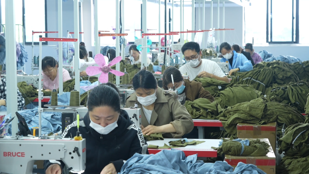 “就”在安仁 “职”达园区丨湖南佰衣巢服装有限公司诚邀您的加入！