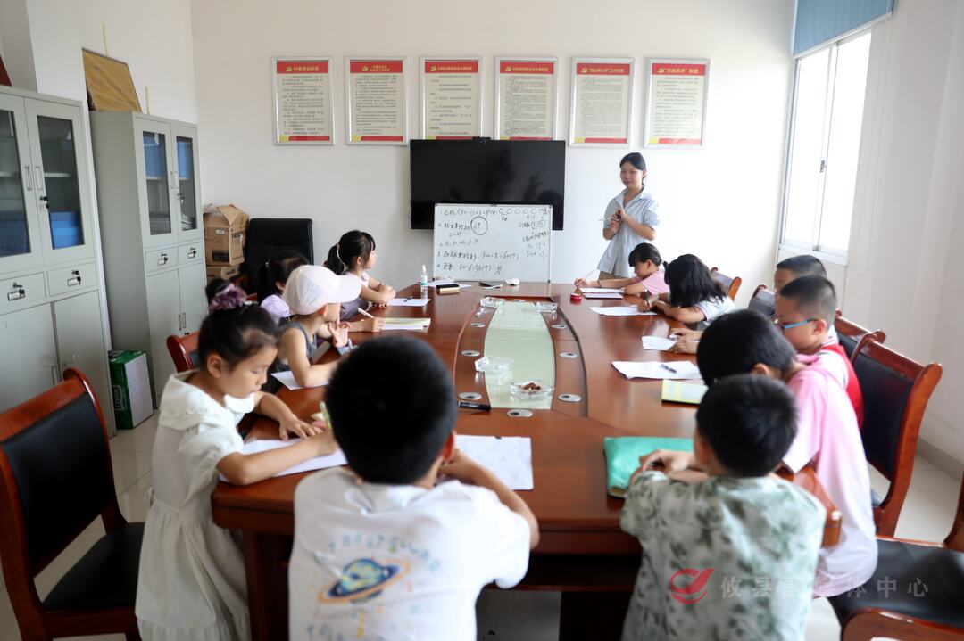 江桥街道：多彩公益夏令营 点亮乡村暑假生活