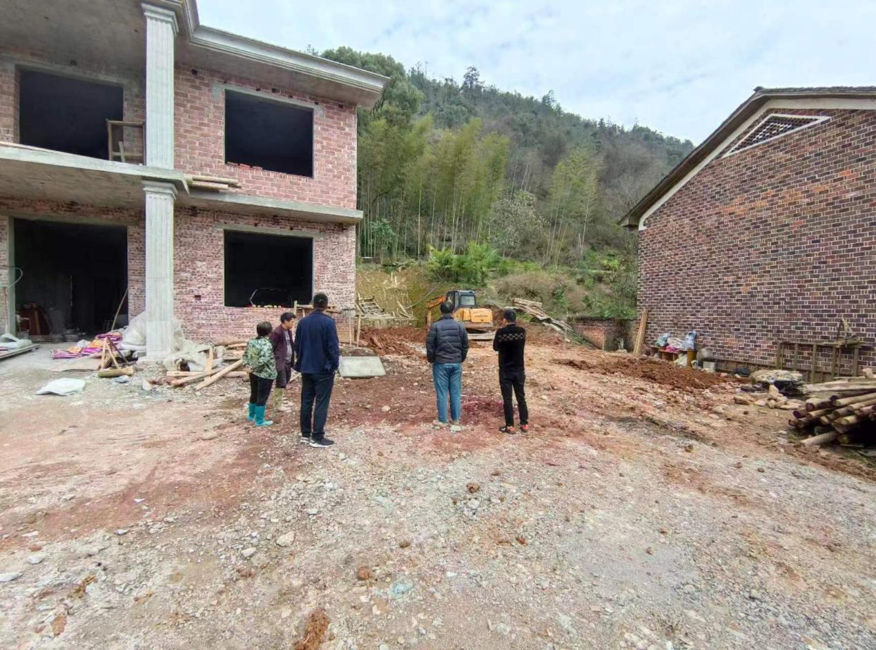 黄丰桥镇：强化违建治理，营造共治氛围