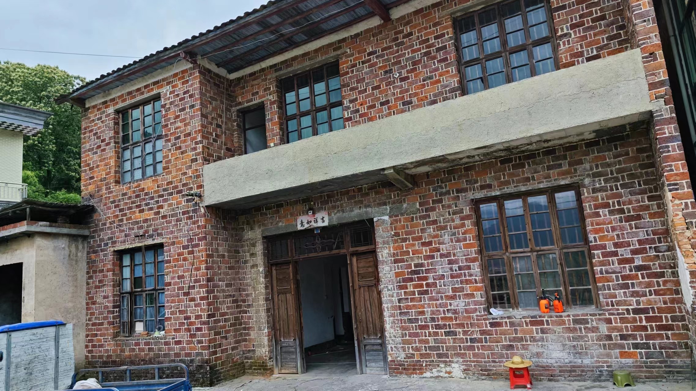 鸾山镇：持续开展拆违控违日常巡查工作，严防违建新苗头
