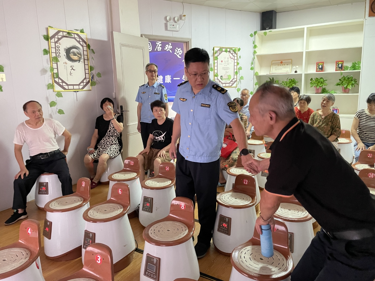 攸县市场监管局开展“护老”专项整治行动