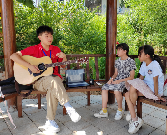大学生支教团队暑期走进石羊塘镇——点亮乡村孩子的兴趣明灯，放飞孩子梦想
