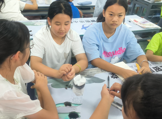 大学生支教团队暑期走进石羊塘镇——把净水、低碳、防震知识带进乡村课堂