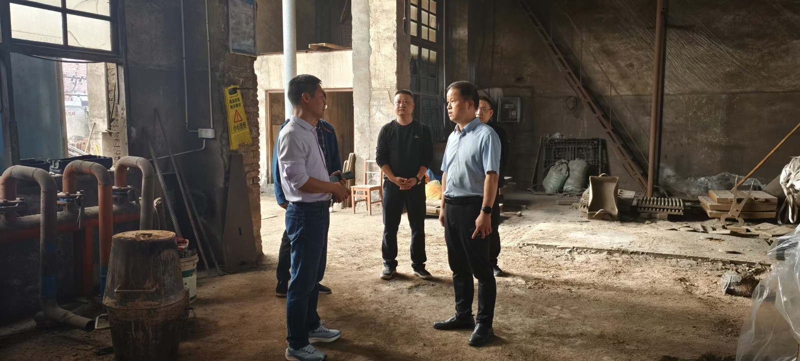 冯杰实地督查酒埠江镇企业安全生产工作