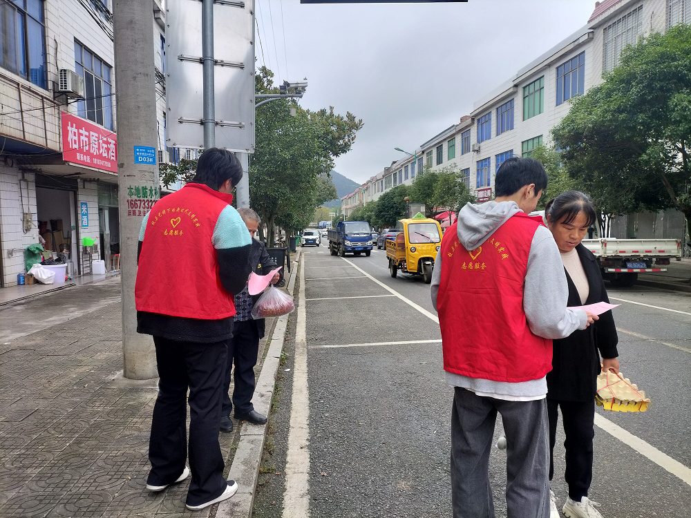 黄丰桥镇：强化违建治理宣传 营造拆违控违良好氛围