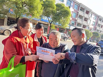 谭桥街道：养老保险促民生，扩面宣传促参保
