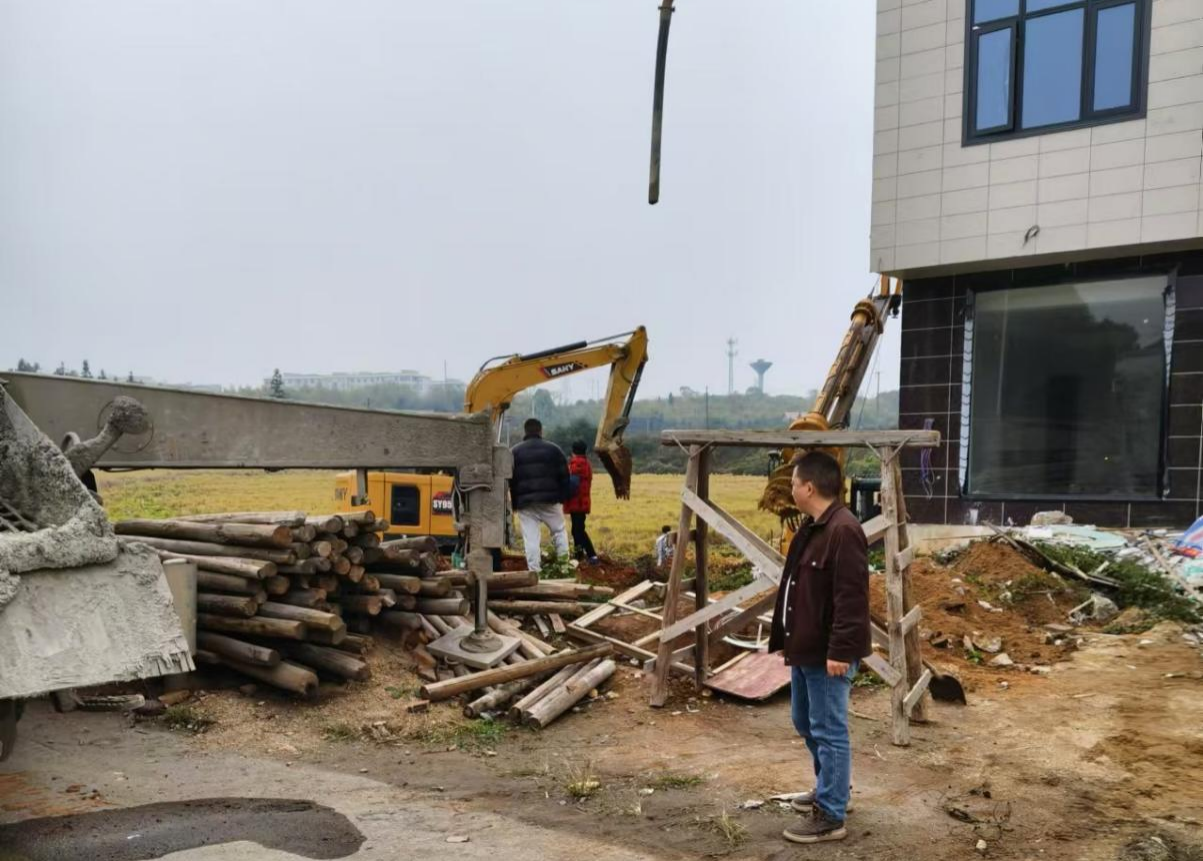 网岭镇：强化日常巡逻，严打违规建房行为