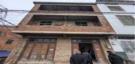 酒埠江镇：持续开展拆违控违巡查宣传工作