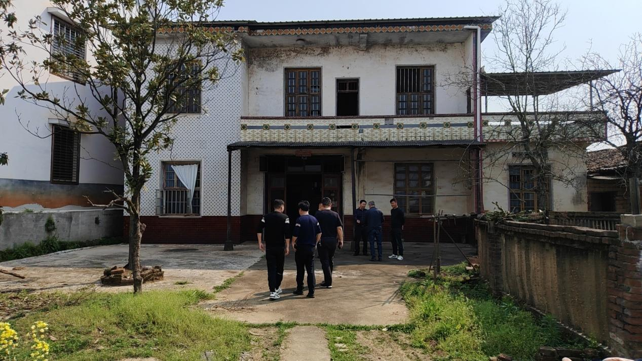 新市镇：加强耕地保护宣传 筑牢耕地保护红线