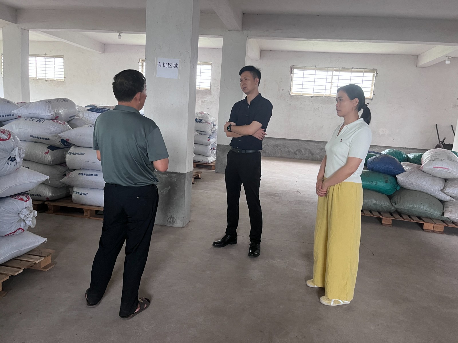 新市镇：一线问需解难题 精准施策擦亮营商环境"金名片"