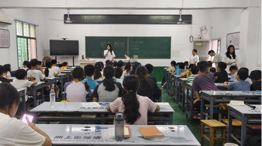 “三下乡” 青春筑梦护成长：安全教育讲座为生命保驾护航