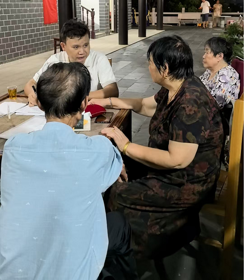 谭桥街道：祭祖尽孝，义诊惠民——致敬周顺平医生的暖心义诊