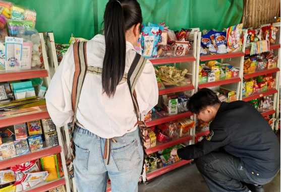 ​执法亮剑净环境 市场监管护成长