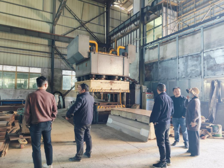 市、县科工信局联合专家组赴渌田镇开展安全生产专项检查